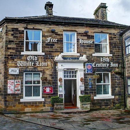 The Old White Lion Hotel Haworth Bagian luar foto