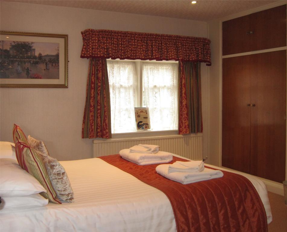 The Old White Lion Hotel Haworth Ruang foto